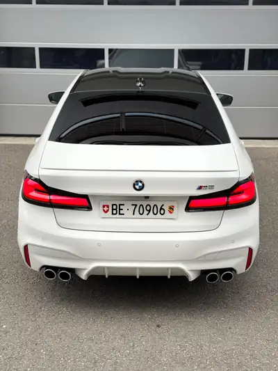 BMW M5 xDrive 2019 — Berline haute performance, 599 ch et transmission intégrale — tableau de bord