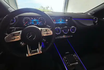Mercedes-AMG GLA 35 4MATIC — Performance sportive et polyvalence SUV premium — détail