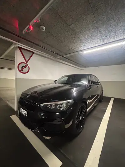 BMW M140i xDrive 2018 — Berline sportive 340 ch, transmission automatique, historique sans sinistre — vue extérieure