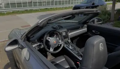 Porsche 911 Carrera S Cabriolet — Roadster de prestige 400 ch, traction arrière authentique — cruscotto