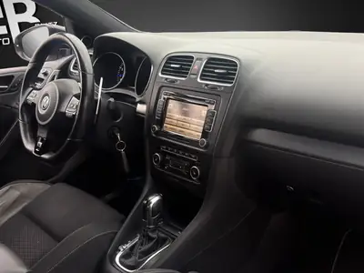 VW Golf 2.0 TSI R 4Motion — Sportive polyvalente 270 ch, transmission intégrale — Miniatura 10