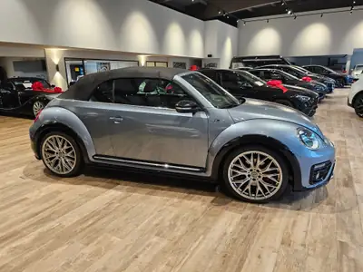 VW Beetle Cabriolet 2.0 TSI R-Line — Décapotable sportive rare avec 220 ch et jantes 20 pouces — Thumbnail 7