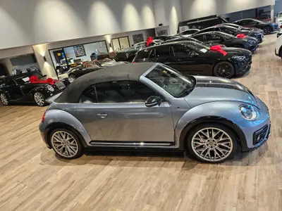 VW Beetle Cabriolet 2.0 TSI R-Line — Décapotable sportive rare avec 220 ch et jantes 20 pouces — Thumbnail 8