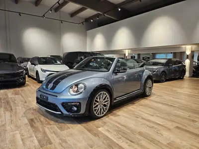 VW Beetle Cabriolet 2.0 TSI R-Line — Décapotable sportive rare avec 220 ch et jantes 20 pouces — Thumbnail 28