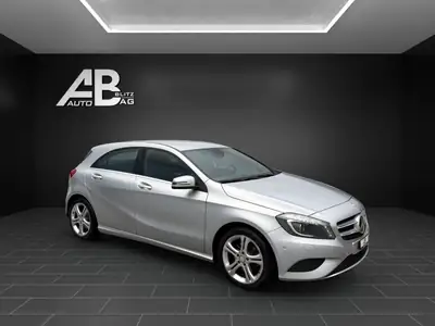 Mercedes-Benz Classe A 200 CDI Urban 4Matic — Diesel économe, transmission automatique 7G-DCT — dettaglio