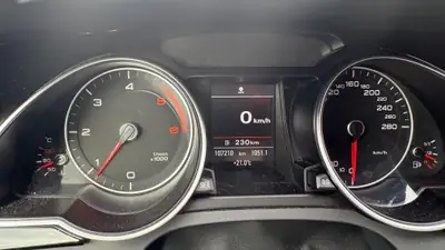 Audi A5 2.0 TDI 190 quattro — Coupé sportif diesel, pneus hiver inclus — Miniature 9