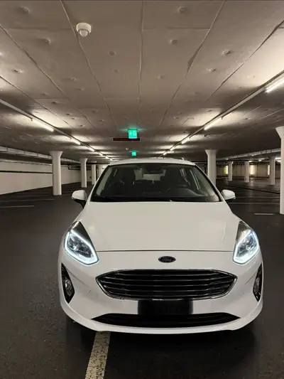 Ford Fiesta 1.0 EcoBoost Titanium — Citadine dynamique, équipée et économe — detail