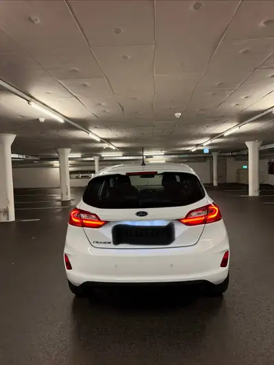 Ford Fiesta 1.0 EcoBoost Titanium — Citadine dynamique, équipée et économe — Thumbnail 12