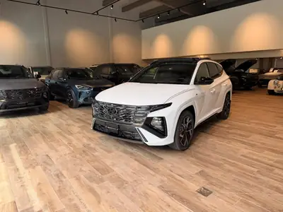 Hyundai Tucson 1.6 TGDI PHEV N-Line 4WD — SUV hybride rechargeable, équipement premium, garantie 5 ans — dashboard