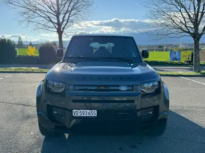 Land Rover Defender 3.0 D I6 250 X-Dynamic SE — Le SUV robuste avec motorisation 6-cylindres et transmission automatique — side view