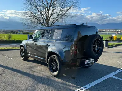 Land Rover Defender 3.0 D I6 250 X-Dynamic SE — Le SUV robuste avec motorisation 6-cylindres et transmission automatique — Thumbnail 7