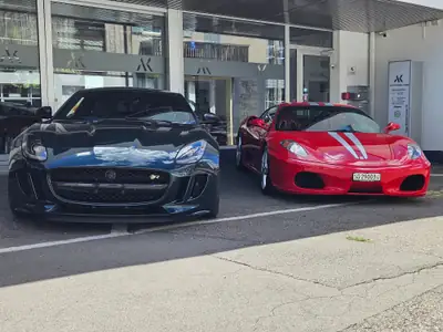 Jaguar F-TYPE R5 — Coupé sport britannique 550 ch, essence pure — détail