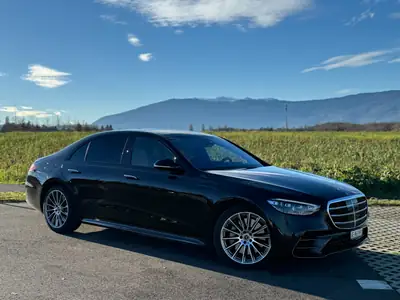 Mercedes-Benz S 450 V6 AMG Line — Berline de prestige, 42 900 km, hybride mild — exterior view