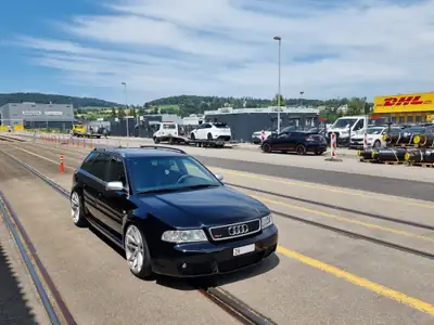 Audi RS4 2.7 V6 Biturbo Quattro — Break sportif de 2001, 430 ch et suspension KW V3 — Miniature 8