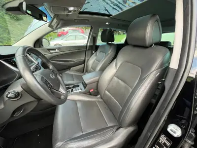Hyundai Tucson 2.0 CRDi 185 Vertex 4WD — SUV robuste, toit panoramique, sans sinistre — vista posteriore