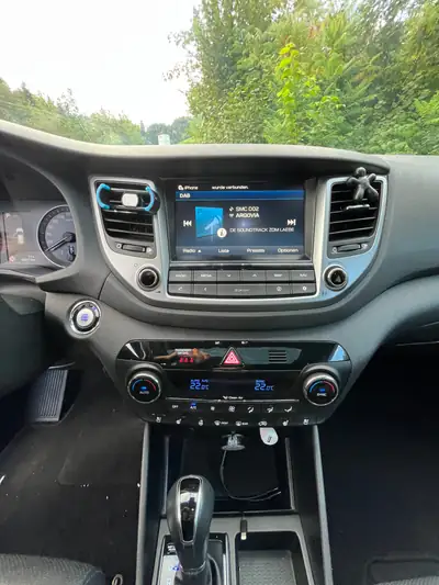 Hyundai Tucson 2.0 CRDi 185 Vertex 4WD — SUV robuste, toit panoramique, sans sinistre — interni