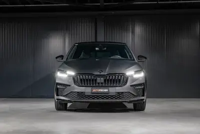 Skoda Scala 1.5 TSI Monte Carlo DSG — Berline dynamique, quasi neuve avec 5 ans de garantie — rear view