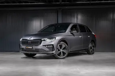 Skoda Scala 1.5 TSI Monte Carlo — Berline compacte neuve, garantie 5 ans — exterior view
