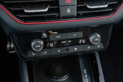 Skoda Scala 1.5 TSI Monte Carlo — Berline compacte neuve, garantie 5 ans — Thumbnail 20