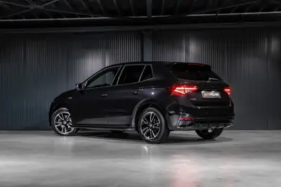 Skoda Fabia 1.0 TSI Monte Carlo DSG — Citadine dynamique, garantie 5 ans et équipements premium — Seitenansicht