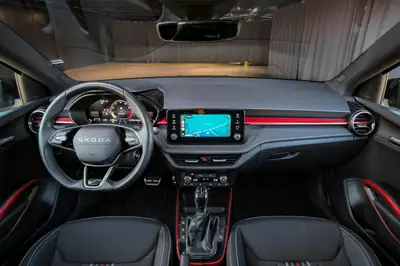 Skoda Fabia 1.0 TSI Monte Carlo DSG — Citadine dynamique, garantie 5 ans et équipements premium — Miniatur 15