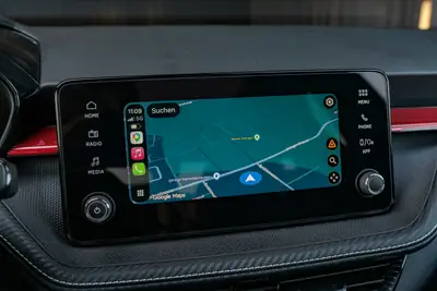 Skoda Fabia 1.0 TSI Monte Carlo DSG — Citadine dynamique, garantie 5 ans et équipements premium — Miniatur 19