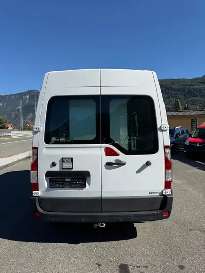 Renault Master T35 2.3 Blue dCi 150 — Utilitaire robuste avec plateforme de levage — Miniatura 7