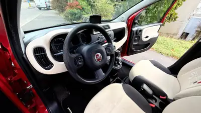 Fiat Panda 1.2 Easy — Citadine fiable et économe, 79000 km seulement — Miniatura 11