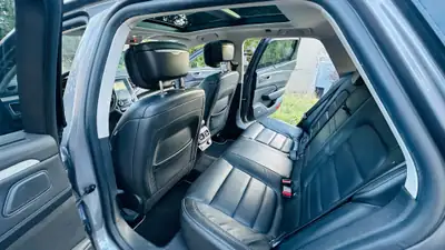 Renault Talisman Grandtour 1.6 TCe — Monospace familial spacieux, 200 ch dynamiques — Miniatura 12