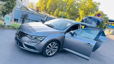 Renault Talisman Grandtour 1.6 TCe — Monospace familial spacieux, 200 ch dynamiques — Miniatura 15