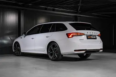 Skoda Octavia Combi 1.5 TSI mHEV — Break hybride mild avec garantie constructeur 5 ans — Miniatur 8