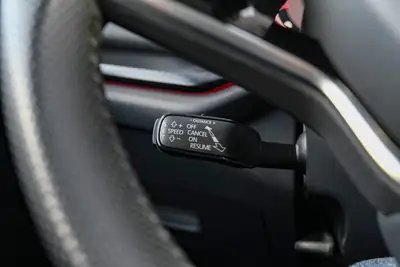 Skoda Octavia Combi 1.5 TSI mHEV — Break hybride mild avec garantie constructeur 5 ans — Miniatur 22