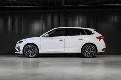Skoda Scala 1.0 TSI Top Selection DSG — Berline compacte moderne, quasi neuve et garantie 5 ans — Thumbnail 9