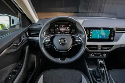 Skoda Scala 1.0 TSI Top Selection DSG — Berline compacte moderne, quasi neuve et garantie 5 ans — Thumbnail 16