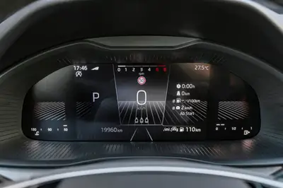 Skoda Scala 1.0 TSI Top Selection DSG — Berline compacte moderne, quasi neuve et garantie 5 ans — Thumbnail 17