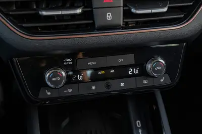 Skoda Scala 1.0 TSI Top Selection DSG — Berline compacte moderne, quasi neuve et garantie 5 ans — Thumbnail 20