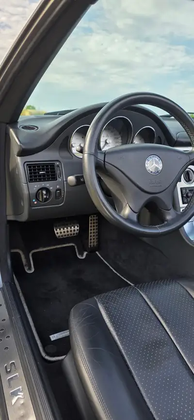 Mercedes-Benz SLK 200 Kompressor — Cabriolet sportif 2002, entretien impeccable — Miniatur 13