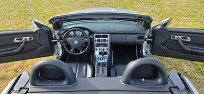 Mercedes-Benz SLK 200 Kompressor — Cabriolet sportif 2002, entretien impeccable — Miniatur 16