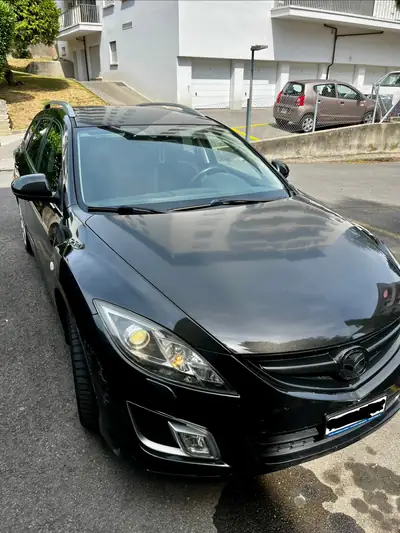 Mazda 6 2.5 Sport — Berline élégante et performante, 177 000 km — côté