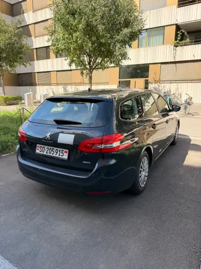 Peugeot 308 Break 1.6 BlueHDi — Diesel économique, 128'000 km, sans sinistre — Heckansicht