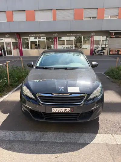 Peugeot 308 Break 1.6 BlueHDi — Diesel économique, 128'000 km, sans sinistre — Armaturenbrett