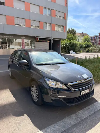 Peugeot 308 Break 1.6 BlueHDi — Diesel économique, 128'000 km, sans sinistre — Innenraum