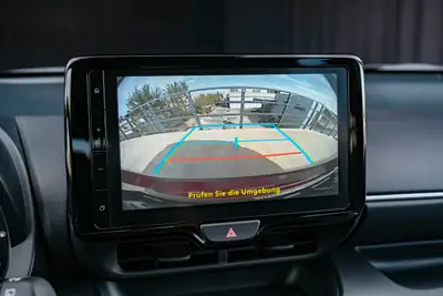 Toyota Yaris 1.5 e-CVT 2026 — Citadine Hybride Économique, Quasi Neuve — Thumbnail 18