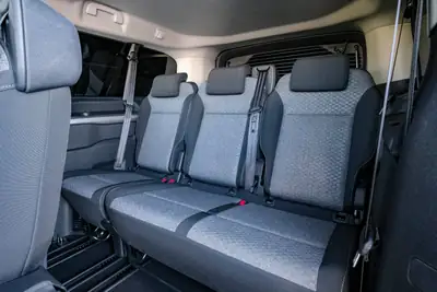 Toyota Proace Verso 2.0 D-4D Long — Minivan 8 places, diesel puissant et familial — Miniatur 13