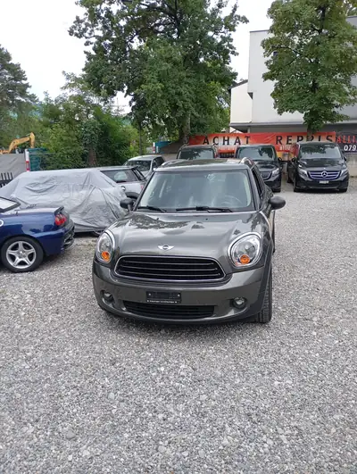 MINI Countryman One FWD — Citadin polyvalent, 115'000 km, essence économique — Seitenansicht