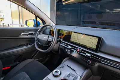 Kia Sportage 1.6T-GDi MHEV — SUV compact hybride, garantie 7 ans, très faible kilométrage — Thumbnail 14