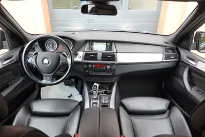 BMW X5 xDrive M50d — SUV premium diesel, Pack M et équipements haut de gamme — Thumbnail 12
