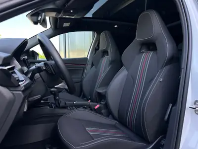 Skoda Scala 1.5 TSI Monte Carlo — Berline dynamique, 8300 km seulement — Thumbnail 11