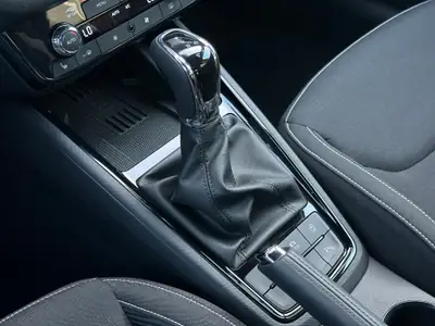 Skoda Scala 1.5 TSI Monte Carlo — Berline dynamique, 8300 km seulement — Thumbnail 22