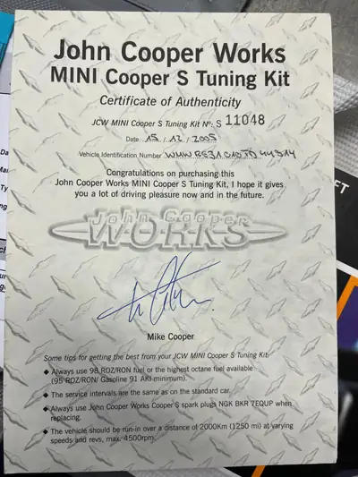 MINI Cooper S JCW 2005 — Coupé sportif traction avant, 210 ch et sièges Recaro cuir — Miniatura 17